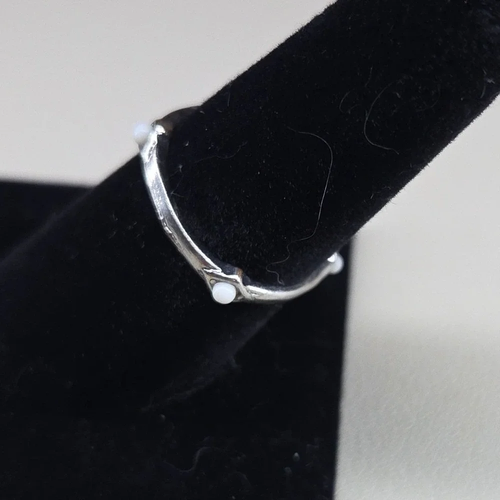 Silver Tone Minimalist Stackable Band Ring with White Accents‎ Size 8.5
